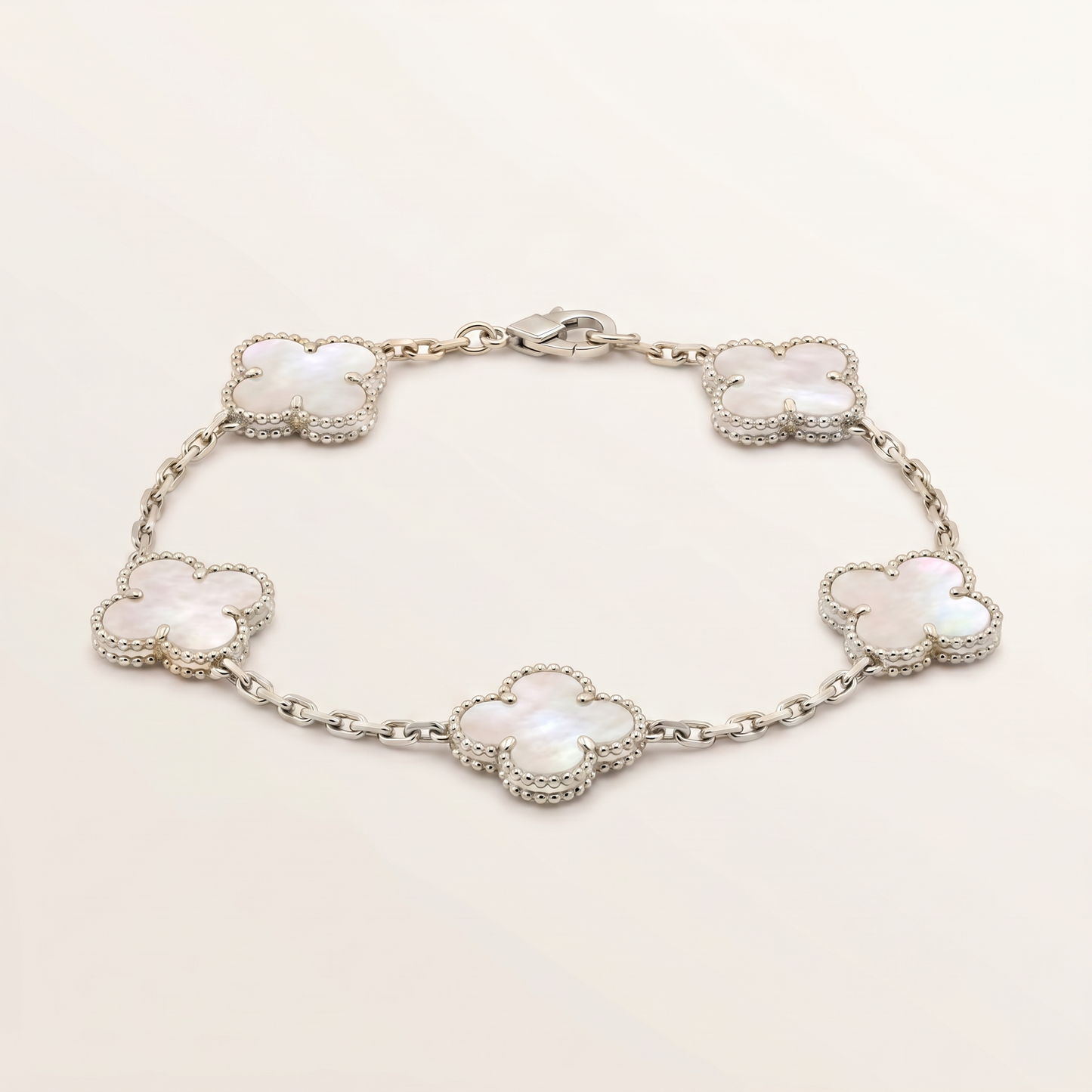 Vintage Alhambra 5 Motifs Mother of Pearl Bracelet