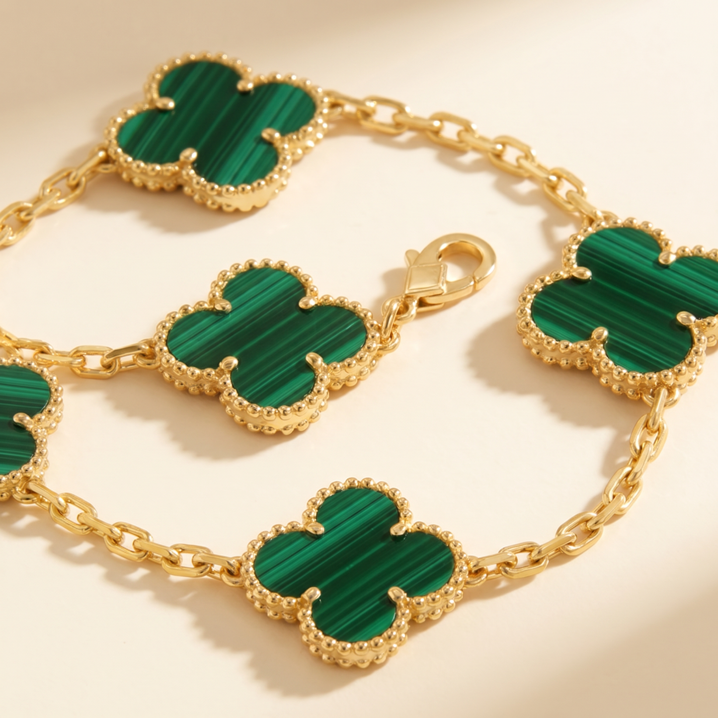 Alhambra Malachite 5 Motifs Clover Bracelet