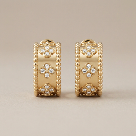 Perlée Clovers Diamonds Hoop Earrings
