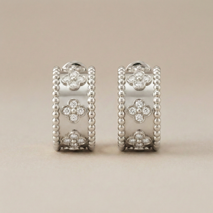 Perlée Clovers Diamonds Hoop Earrings