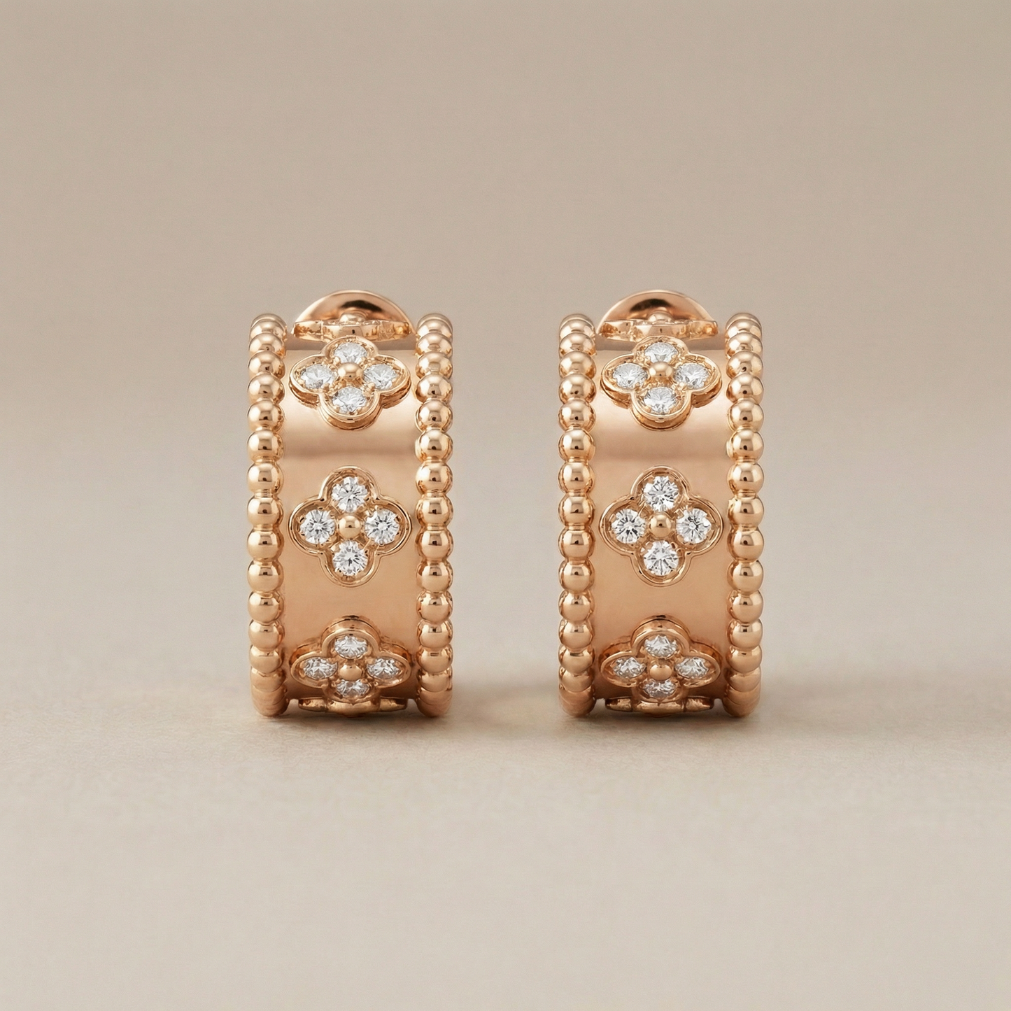 Perlée Clovers Diamonds Hoop Earrings