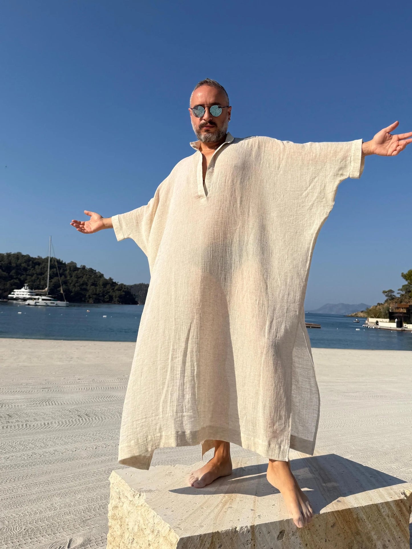 Design Sheer Men’s Caftan, Lightweight Linen Style Kaftan beige