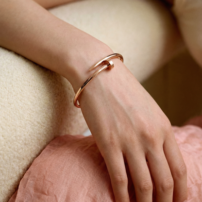 Juste Un Clou Bracelet