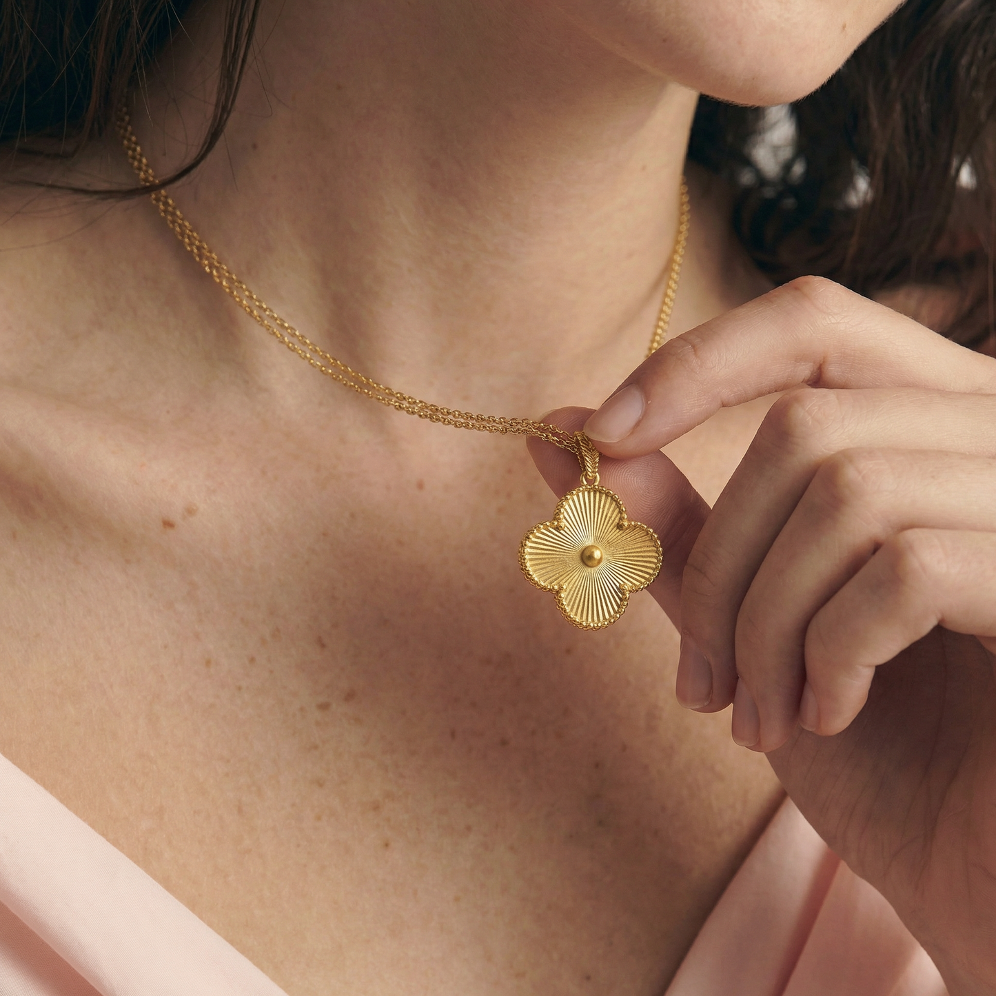 Magic Alhambra Necklace