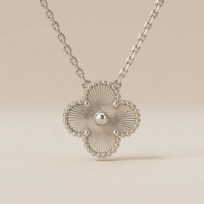 Vintage Alhambra Pendant Clover Necklace